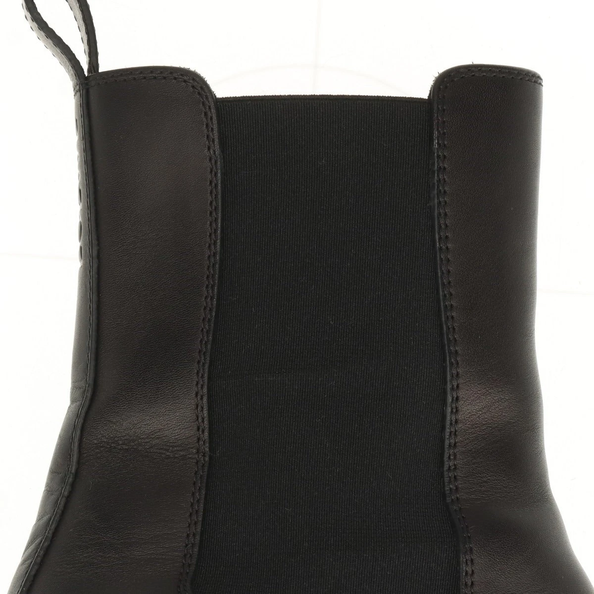 ロエベ　ブラック サイドゴアブーツ チェルシーブーツイタリア製　39サイズ ロエベ ブラック サイドゴアブーツ チェルシーブーツイタリア製