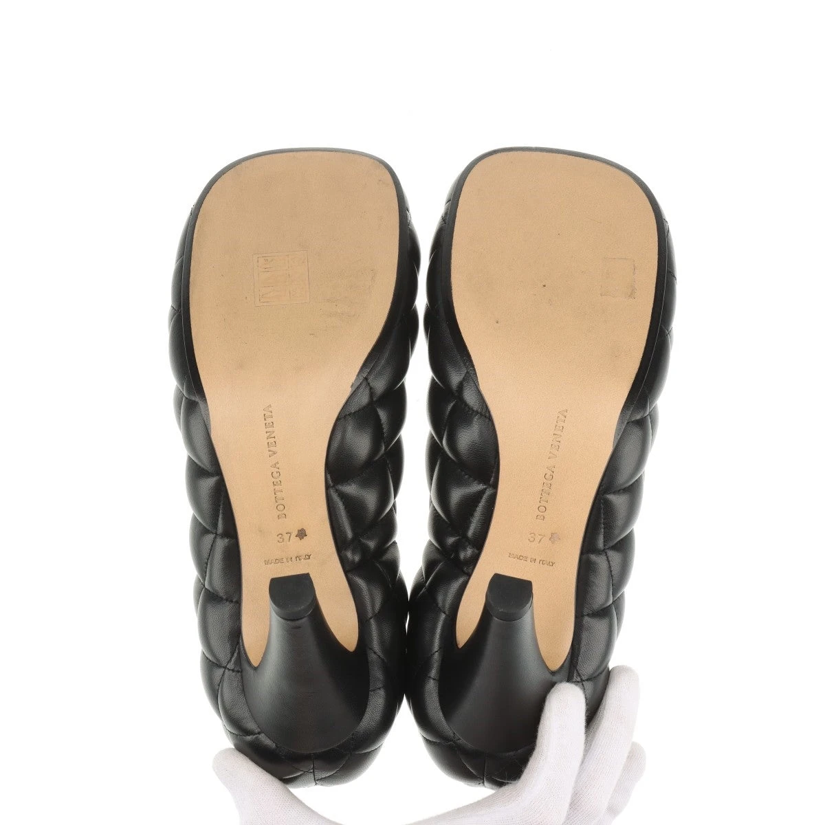 Bottega Veneta パデッドカセット キルティング ヒール パンプス Bottega Veneta パデッドカセット キルティング ヒール パンプス