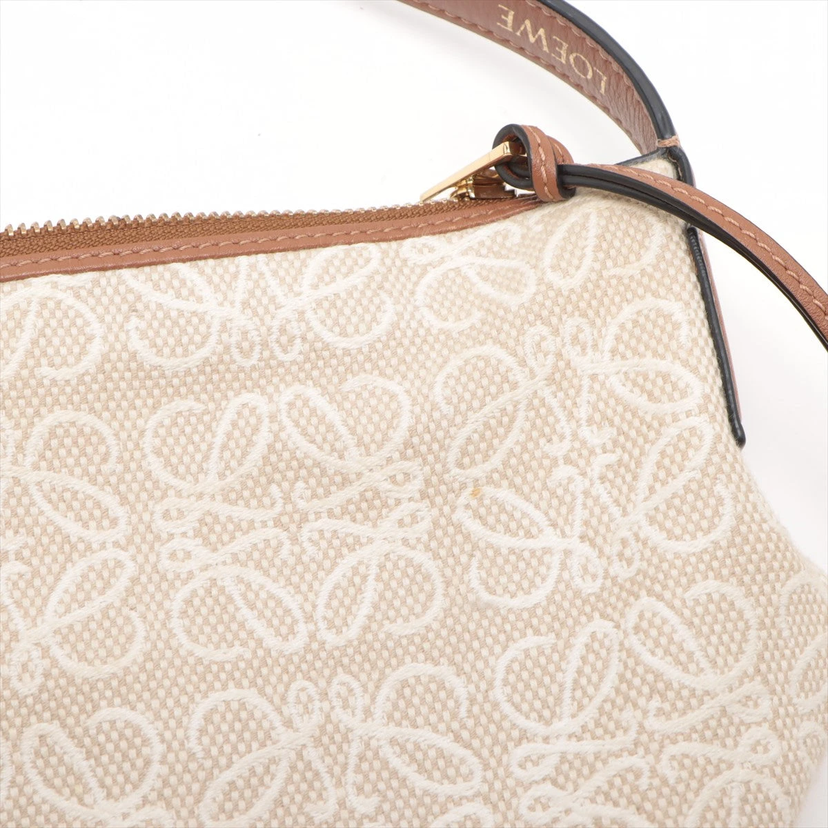 ▼LOEWE　アナグラム　レザー　スエード　ハンドバッグ　ロエベ　ベージュ LOEWE ロエベ カットワーク ハンドバッグ ベージュ アナグラム