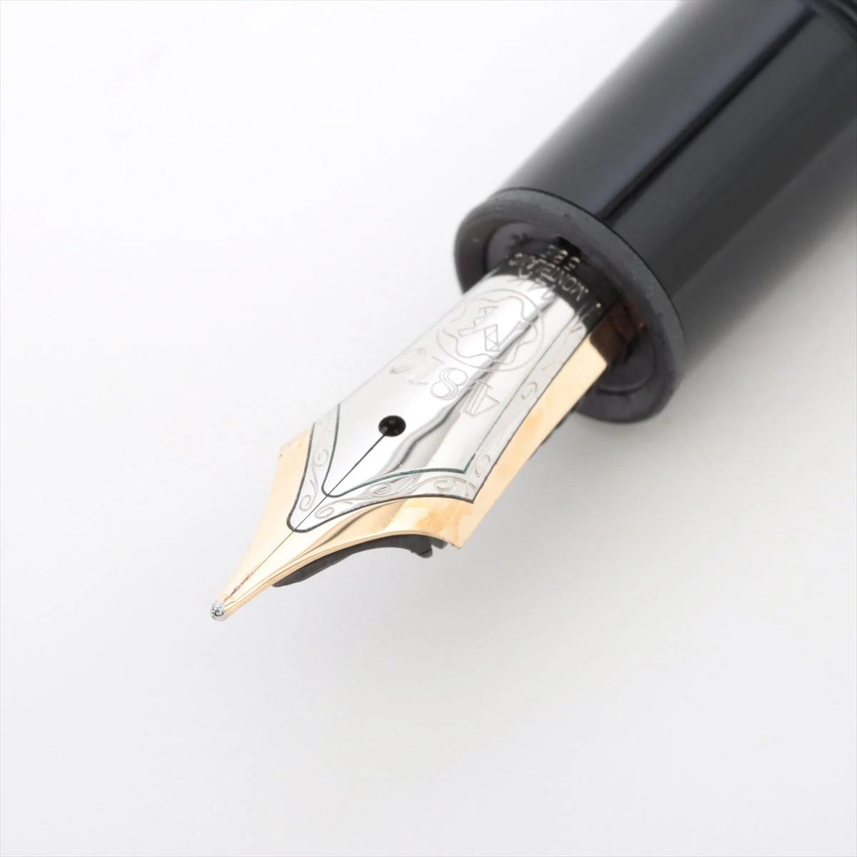 モンブラン GP×レジン マイスターシュテュック 146 ペン先18C 万年筆 モンブラン マイスターシュテュック 146 万年筆 GP×レジン ブラック